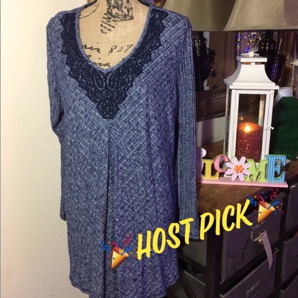 Faded Glory Tops - 🎉HOST PICK🎉Faded Glory Blue Tunic Top